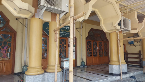 Progress Pengecatan Masjid